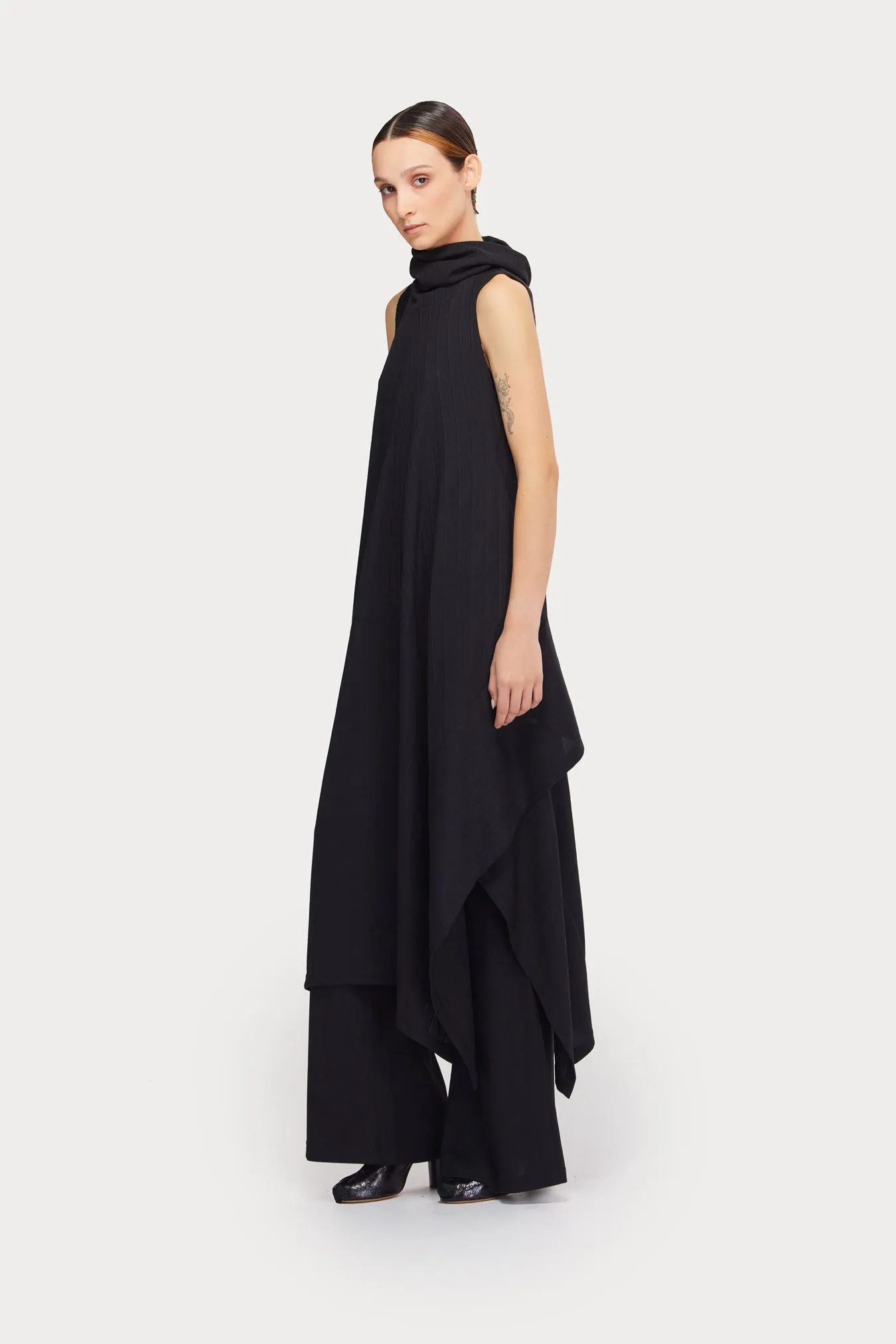 Asymmetrical Sleeveless Long Dress Black