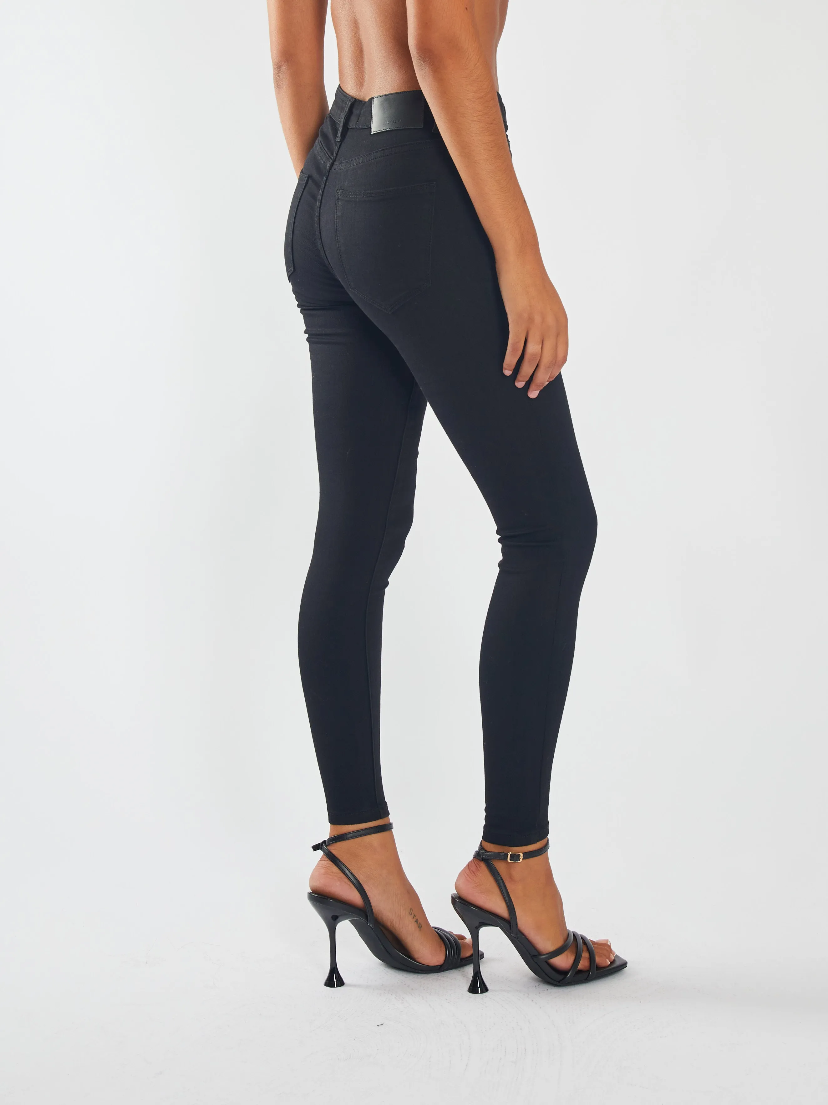 Kayla Mid Rise Skinny Black