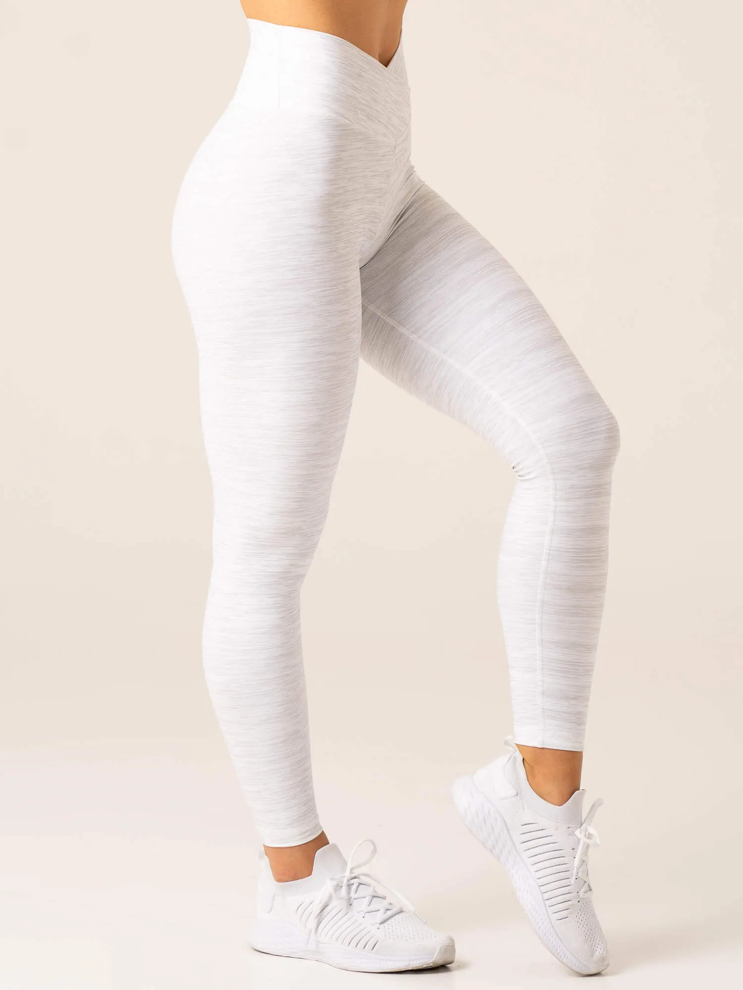 Momentum Cross Over Scrunch Leggings - Snow Grey Marl