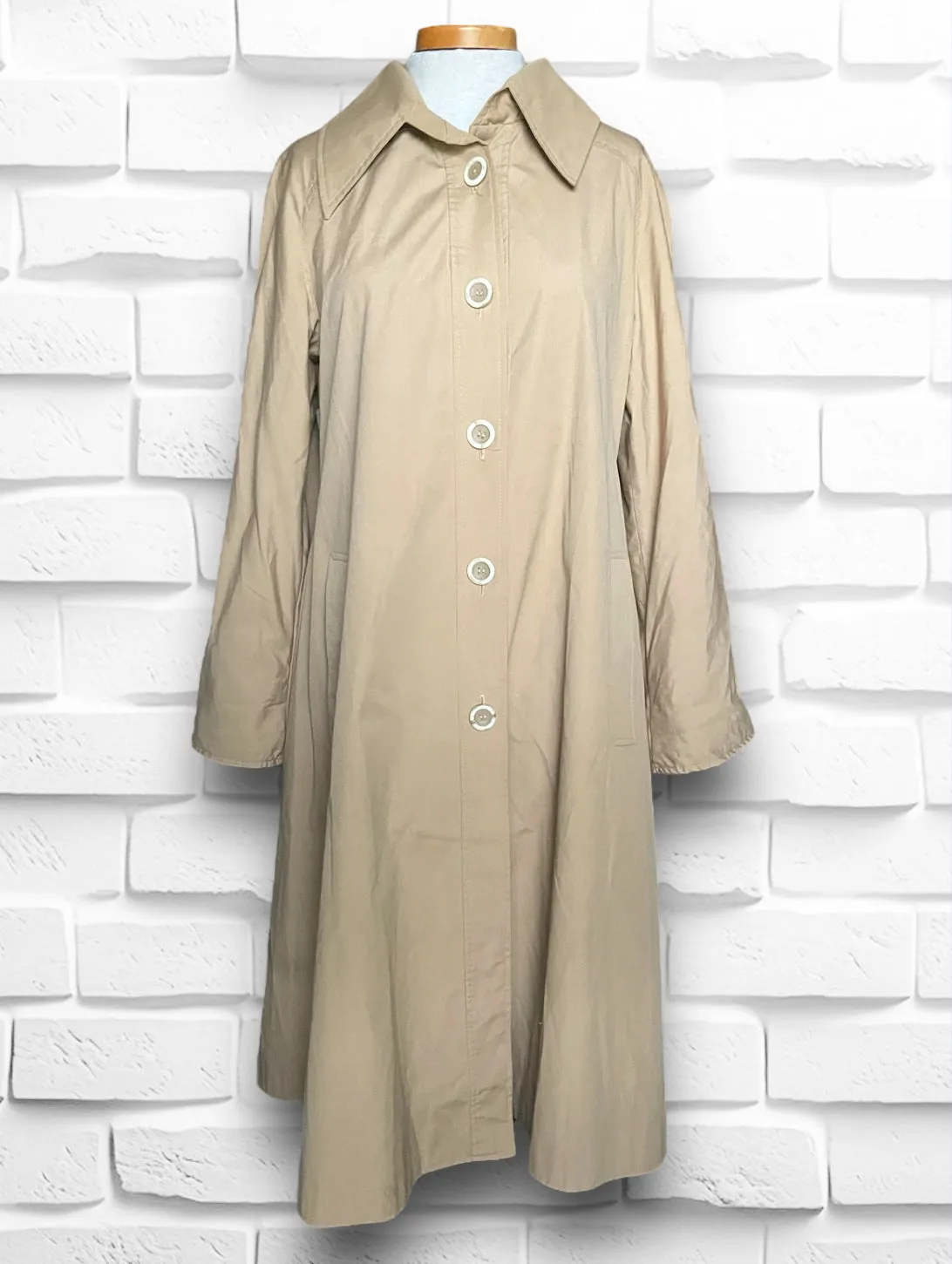 Raincheetahs by Naman New York Vintage 1960’s Full Skirt Trench Coat