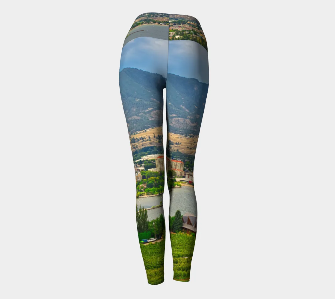 Women's Yoga Leggings - Penticton Munson Mountain