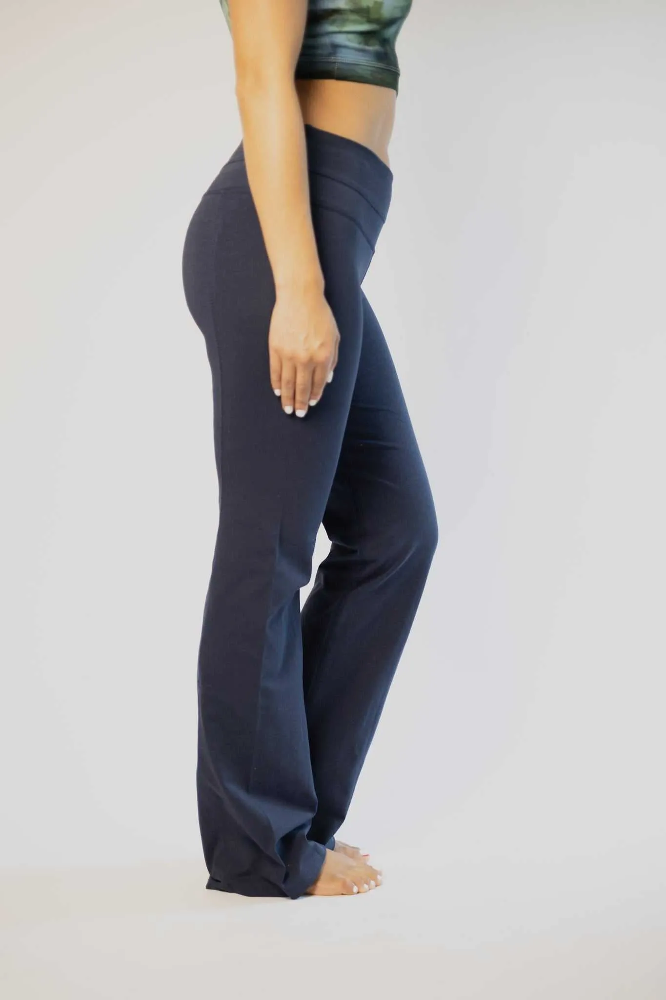 Yoga Hemp Pants - Comfortable & Stylish Flare Fit